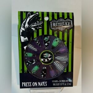 Beetlejuice Press On Nails Set Halloween Nail set NWT